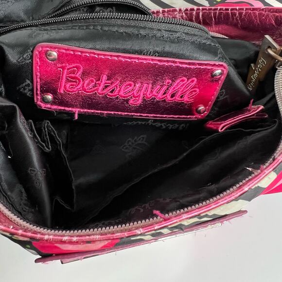 Betsey Johnson Betseyville Floral Bag Missing Strap - Picture 9 of 13